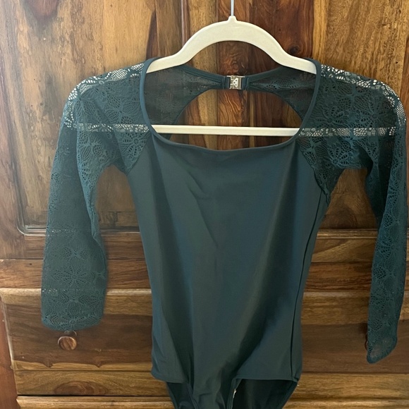 Elevé Christina Leotard in Dark Forest Lace - Picture 3 of 4